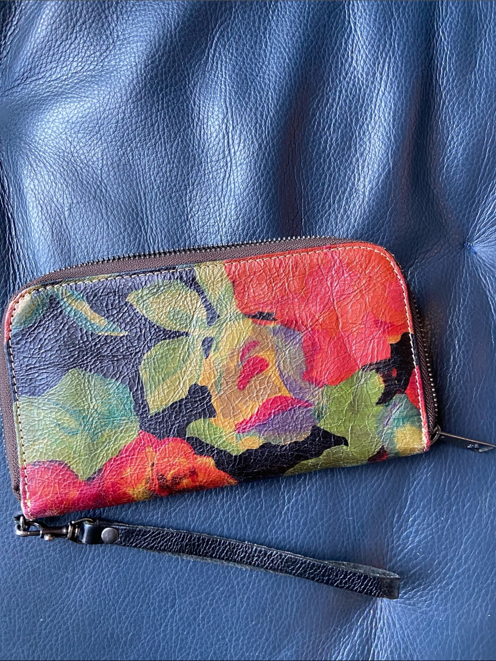 Patricia Nash Floral Leather Wristlet Wallet in Red, Green, Black